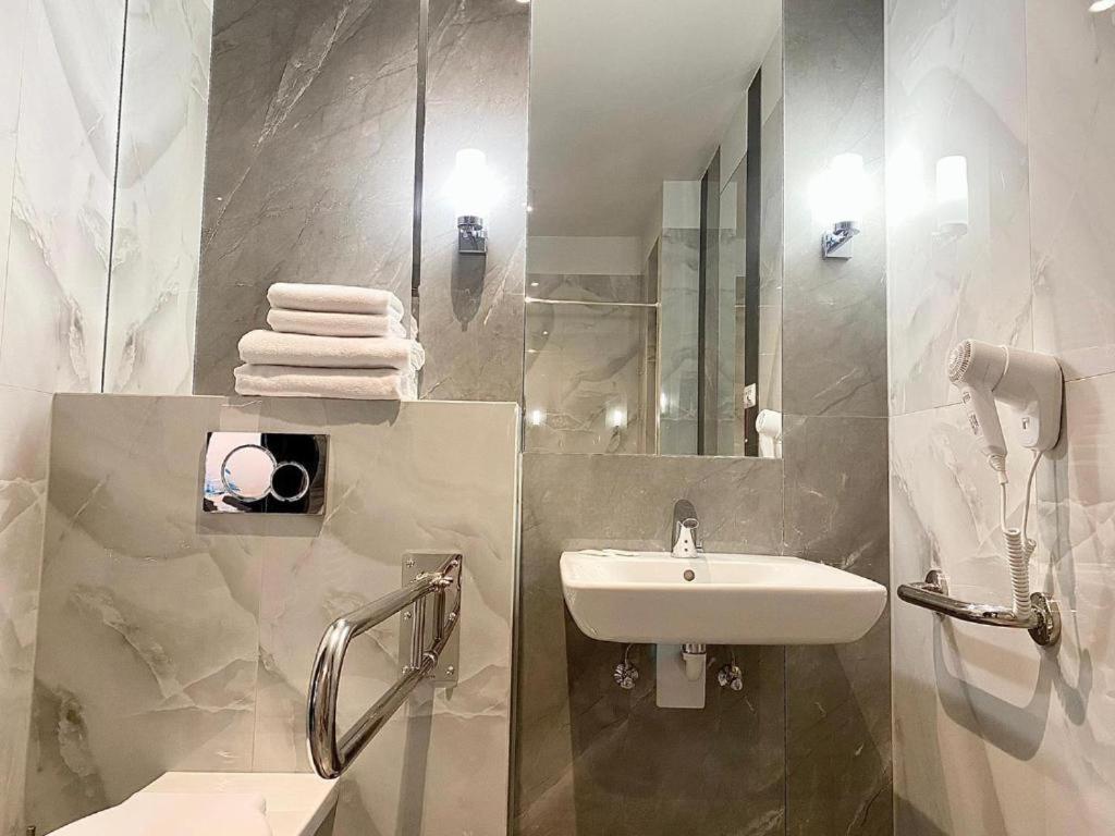 Hotel Turkus 2*